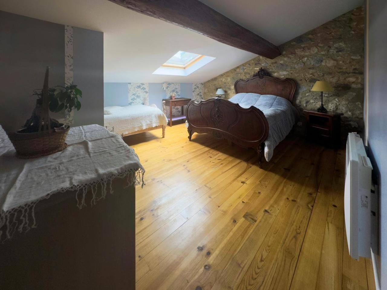 Comus L'Oustal De L'Annetta Chambres Et Tables D'Hotes מראה חיצוני תמונה
